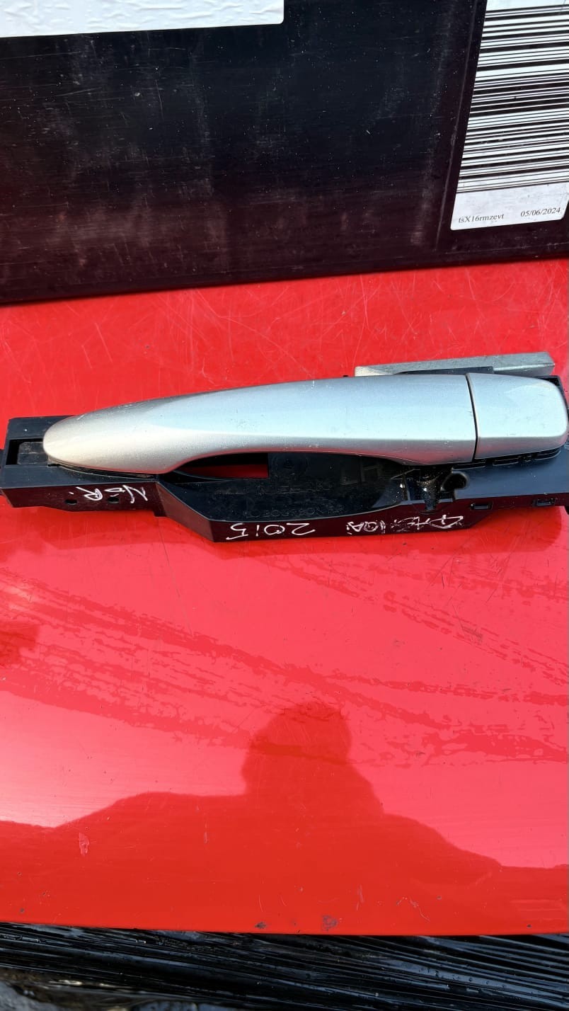 Nissan Pulsar C13 2015 Rear Right Exterior Door Handle 80610-21133 NSR