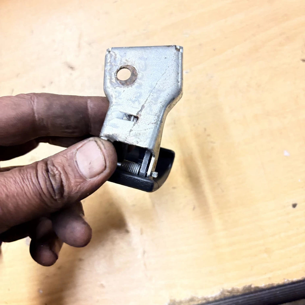 MINI R50 R52 R53 Interior Bonnet Pull Lever Release Handle 5123 1506882