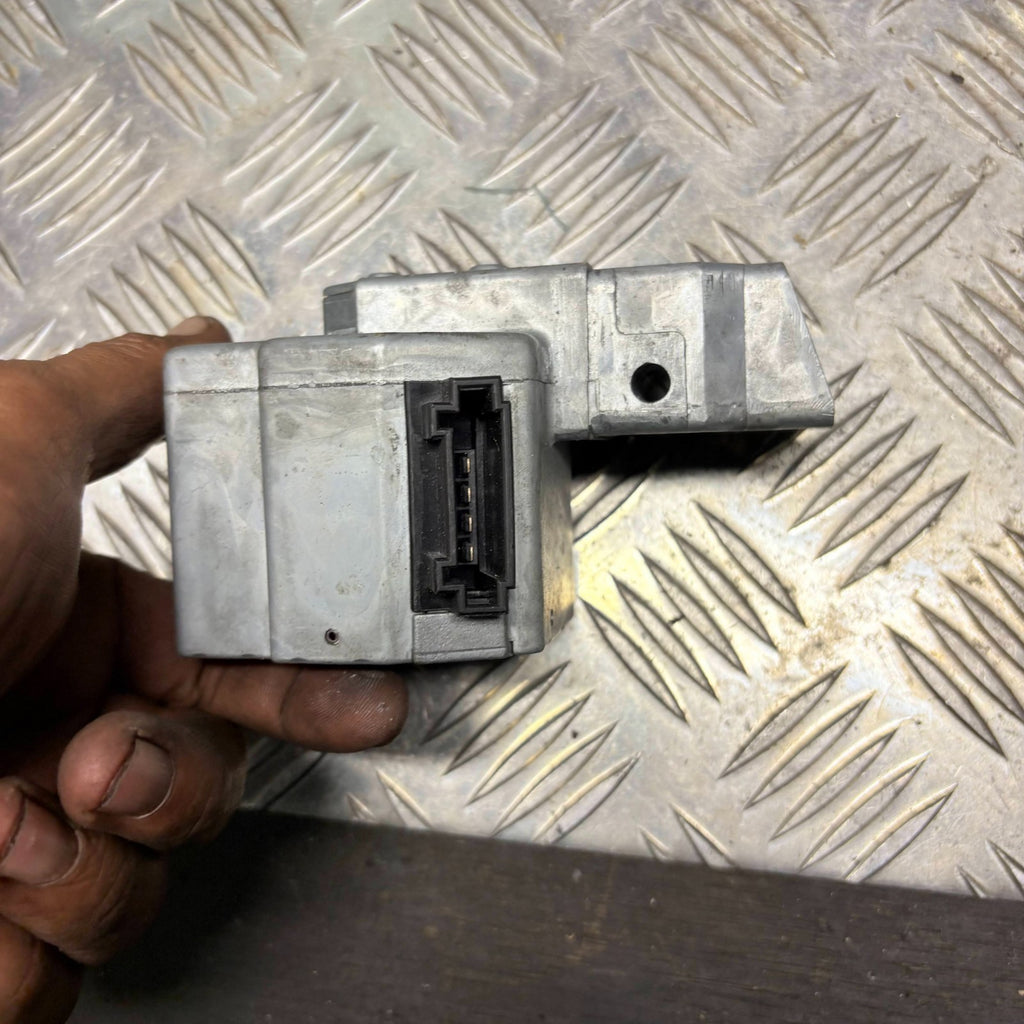 Mercedes Benz 1998 Ignition Switch Lock Control Module Key
