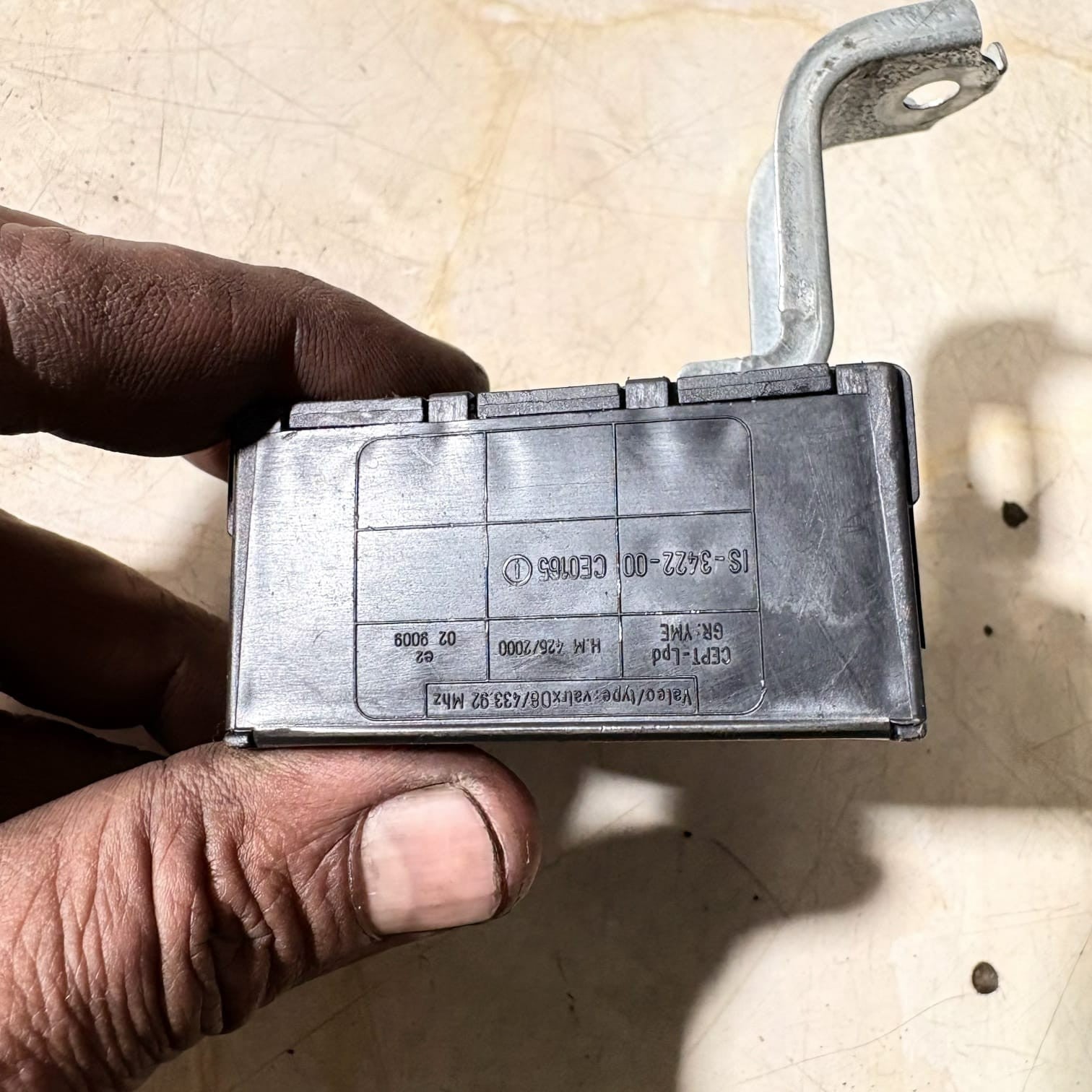 VALEO 897410D010 897410D010 73659412 Door control relay(DOOR CONTROL UK149328941