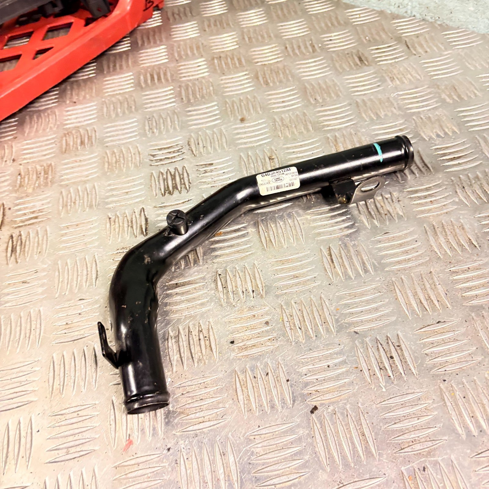 RANGE ROVER VELAR 2017-2024 WATER COOLANT HOSE PIPE G4D3-8A512-AF