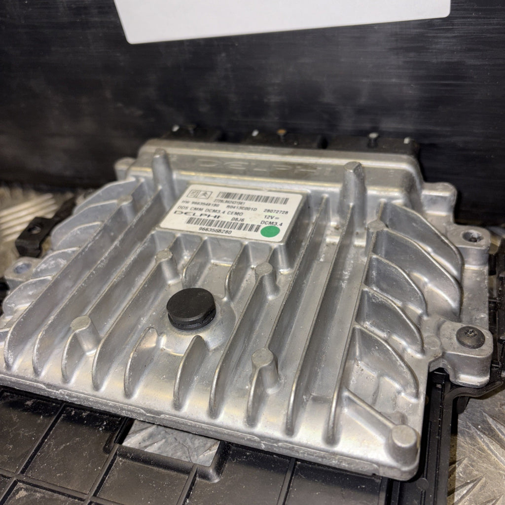 Peugeot 407 2.0 HDi ECU Engine Control Unit Delphi 9663611480 HW9663548180 04-11
