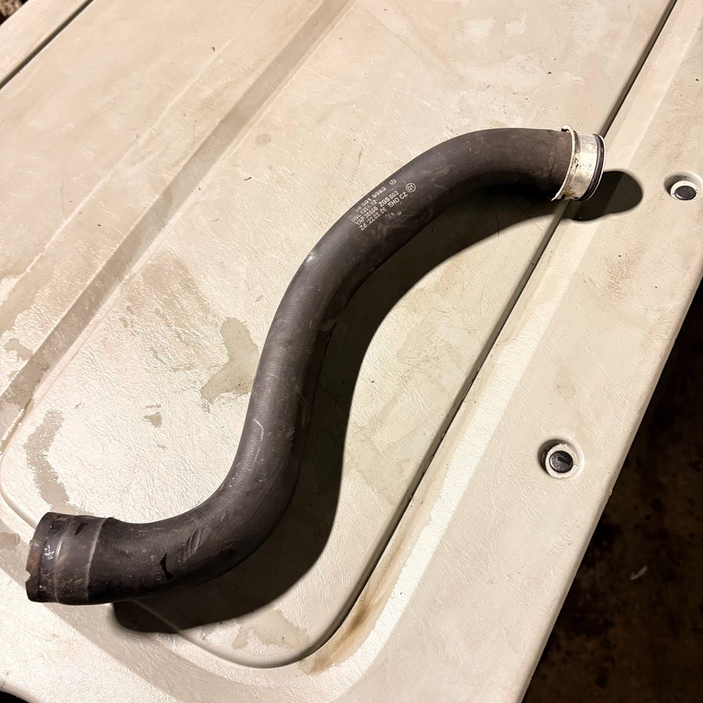 MERCEDES-BENZ C W204 A2045010582 Side Cooling Radiator Hose