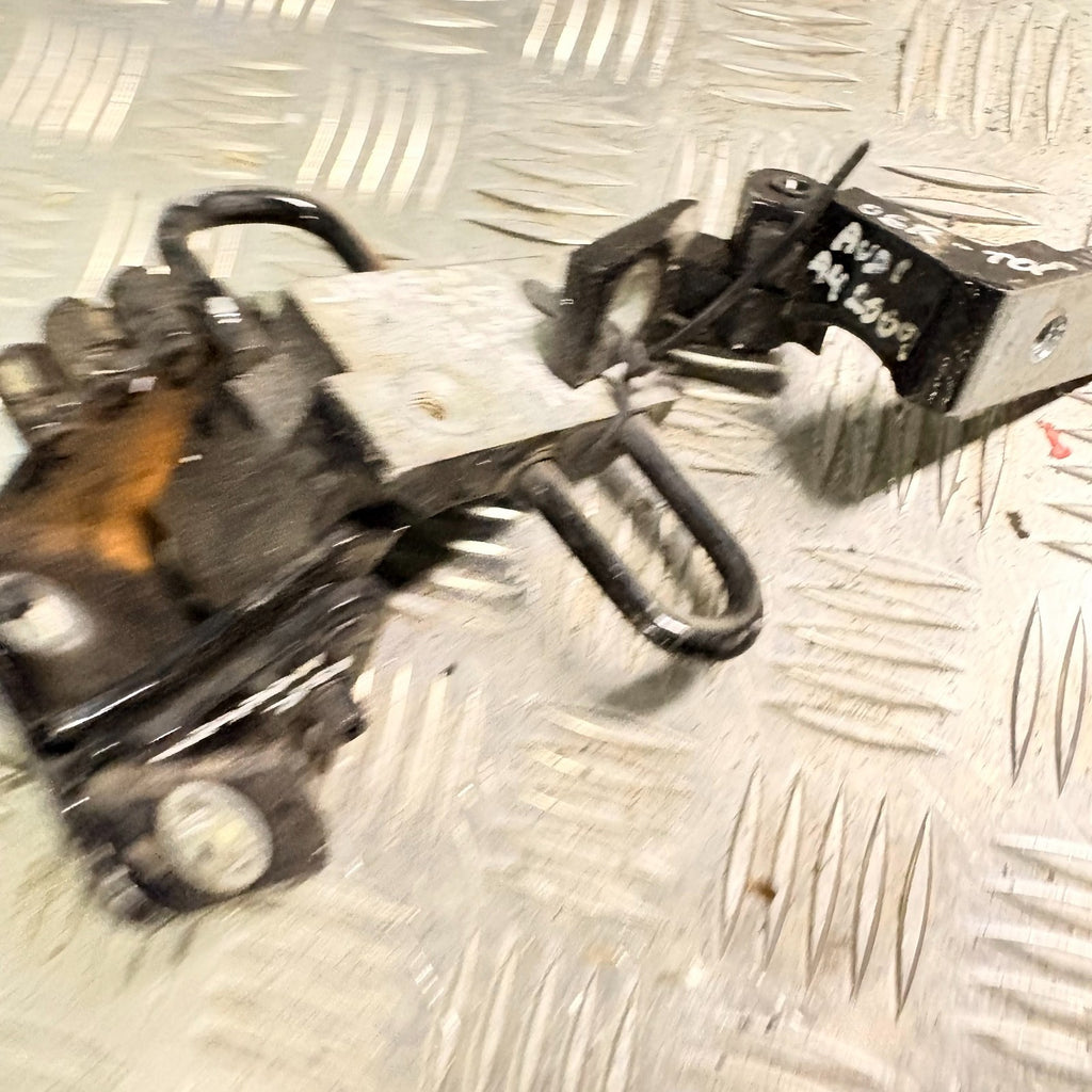 Audi A4 2009 Offside Driver Rear Side Door Hinges
