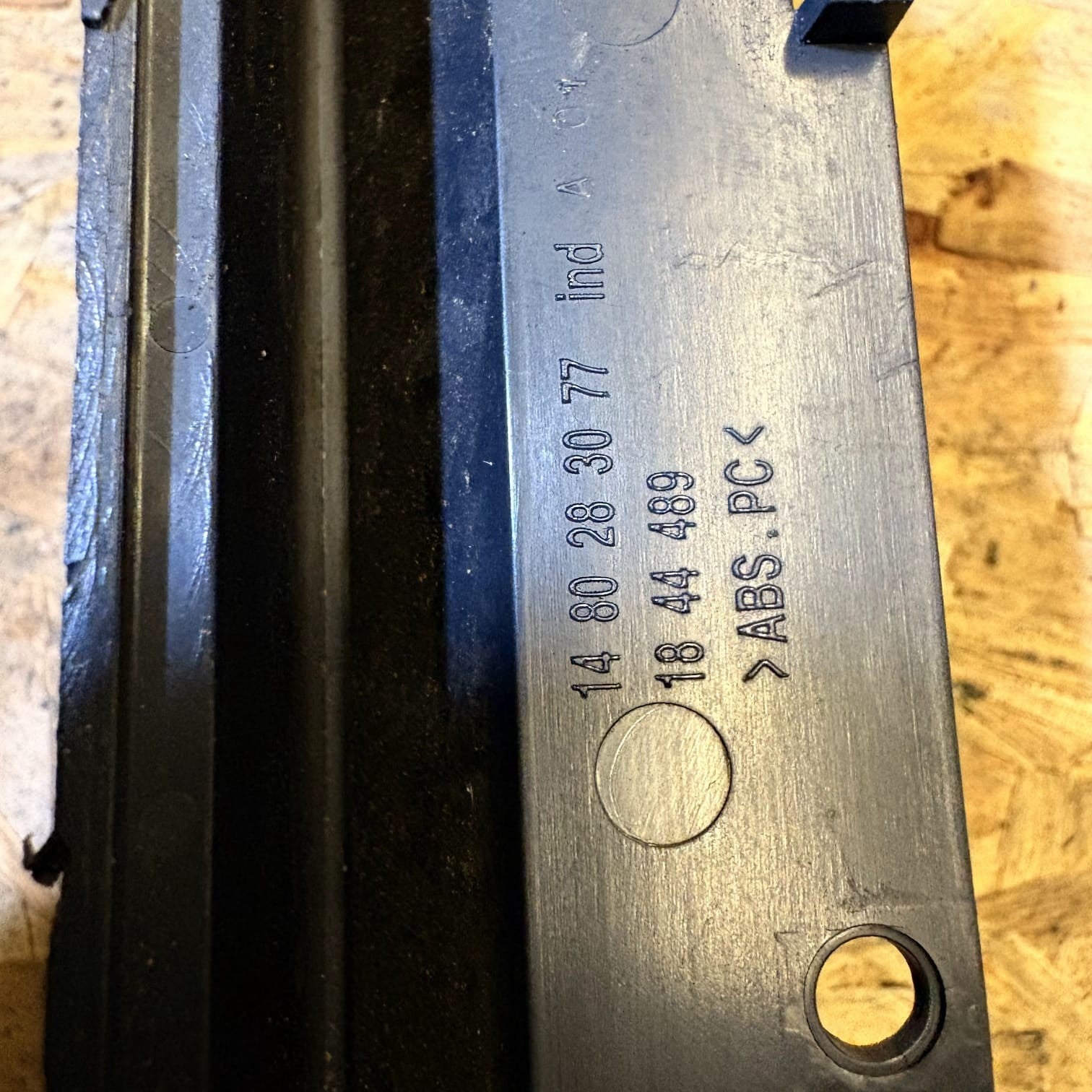 Peugeot Expert MK1 Radio Surround Trim 1480283077