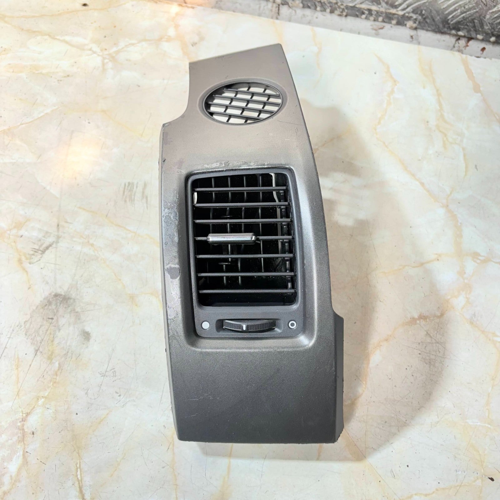 HONDA CR-V 2007-2012 DASHBOARD AIR VENT GRILL LEFT SIDE 77630-SWW-E020-M1