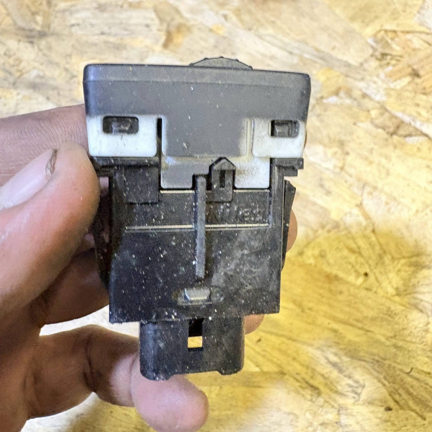 Suzuki Swift 2005-2010 Headlight Level Adjuster Dial Switch R2346 ZA11S