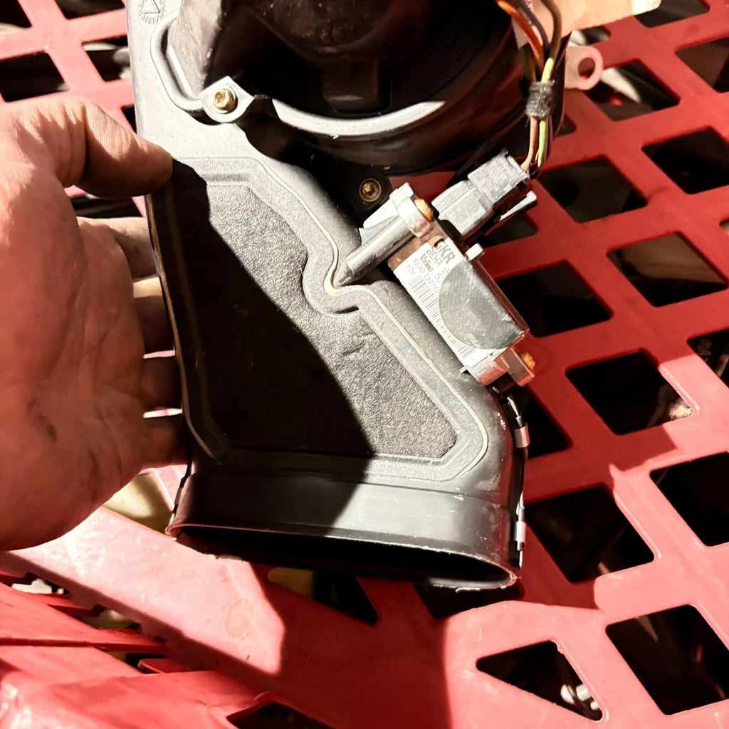 LAND ROVER HEATER BLOWER FAN MOTOR JNB000130