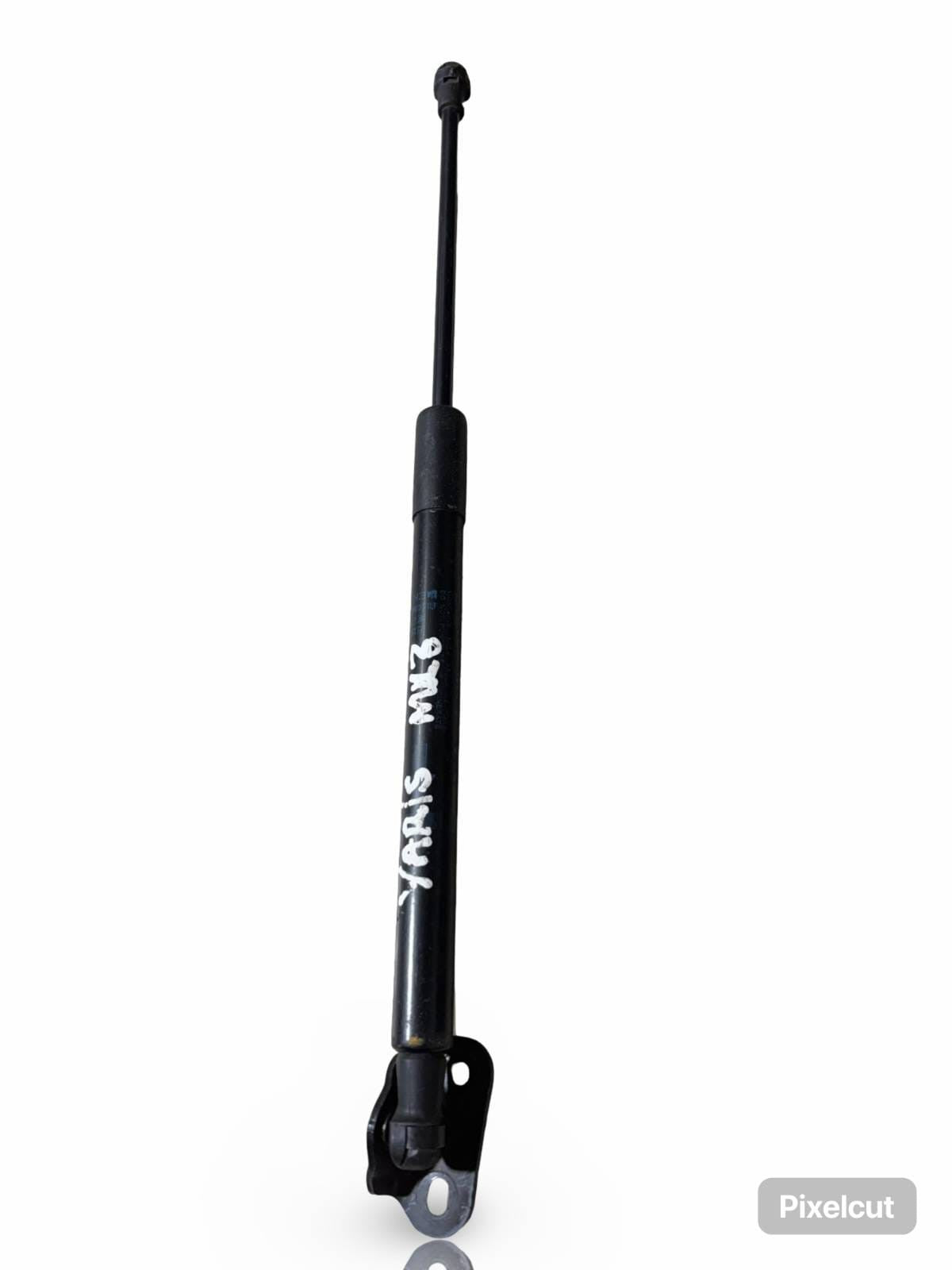 Toyota Yaris P1 Tailgate Gas Spring Right 689500W640 1.40 Diesel 25556454-