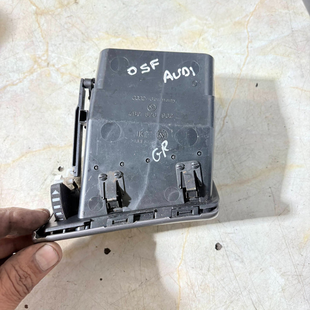 Audi A6 [99-05] Driver Right Front Heater/AC Grille Air Vent