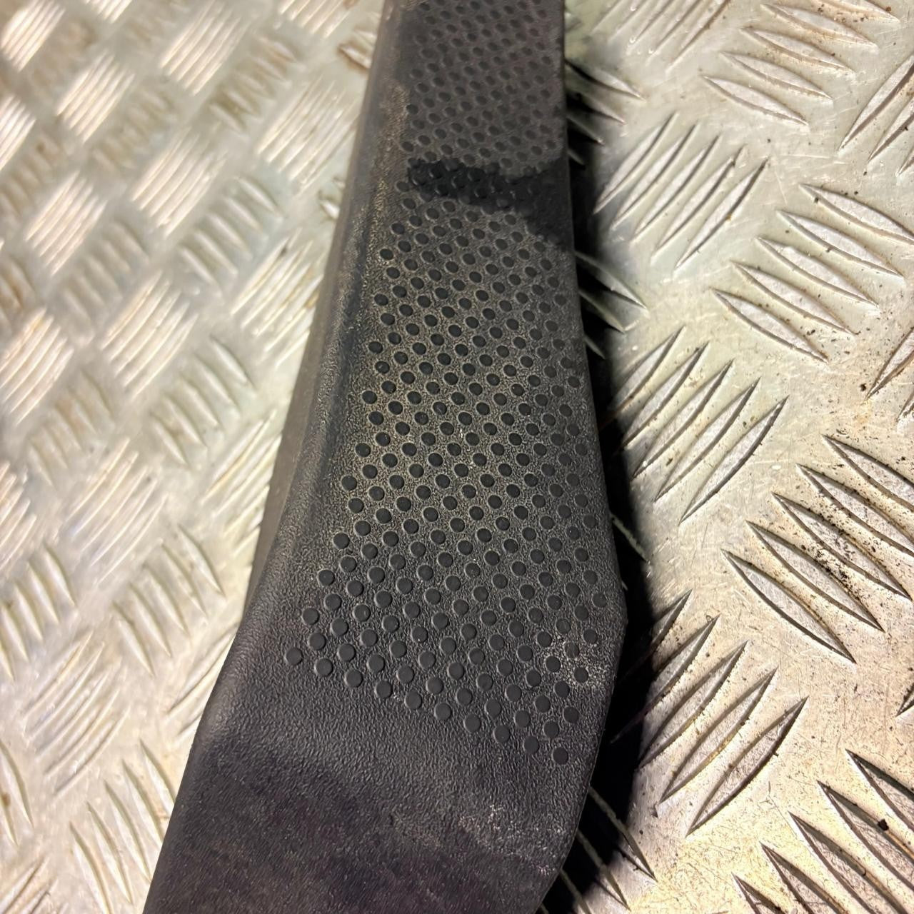 Skoda Roomster 5J 06-15 Fabia Rapid RHD Foot Rest Dead Pedal 6Q2864777