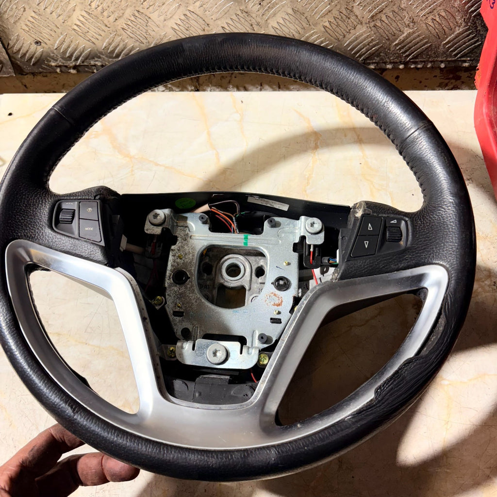 Vauxhall Antara L07 Leather Multifunction Steering Wheel Audio Phone 2006-2015