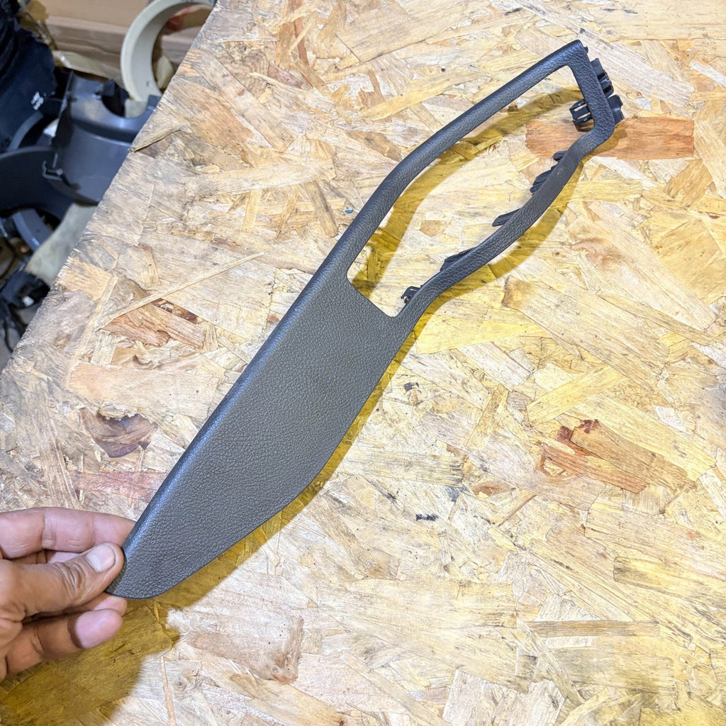 FORD FOCUS 20150-2018 HANDBRAKE LEVER COVER TRIM