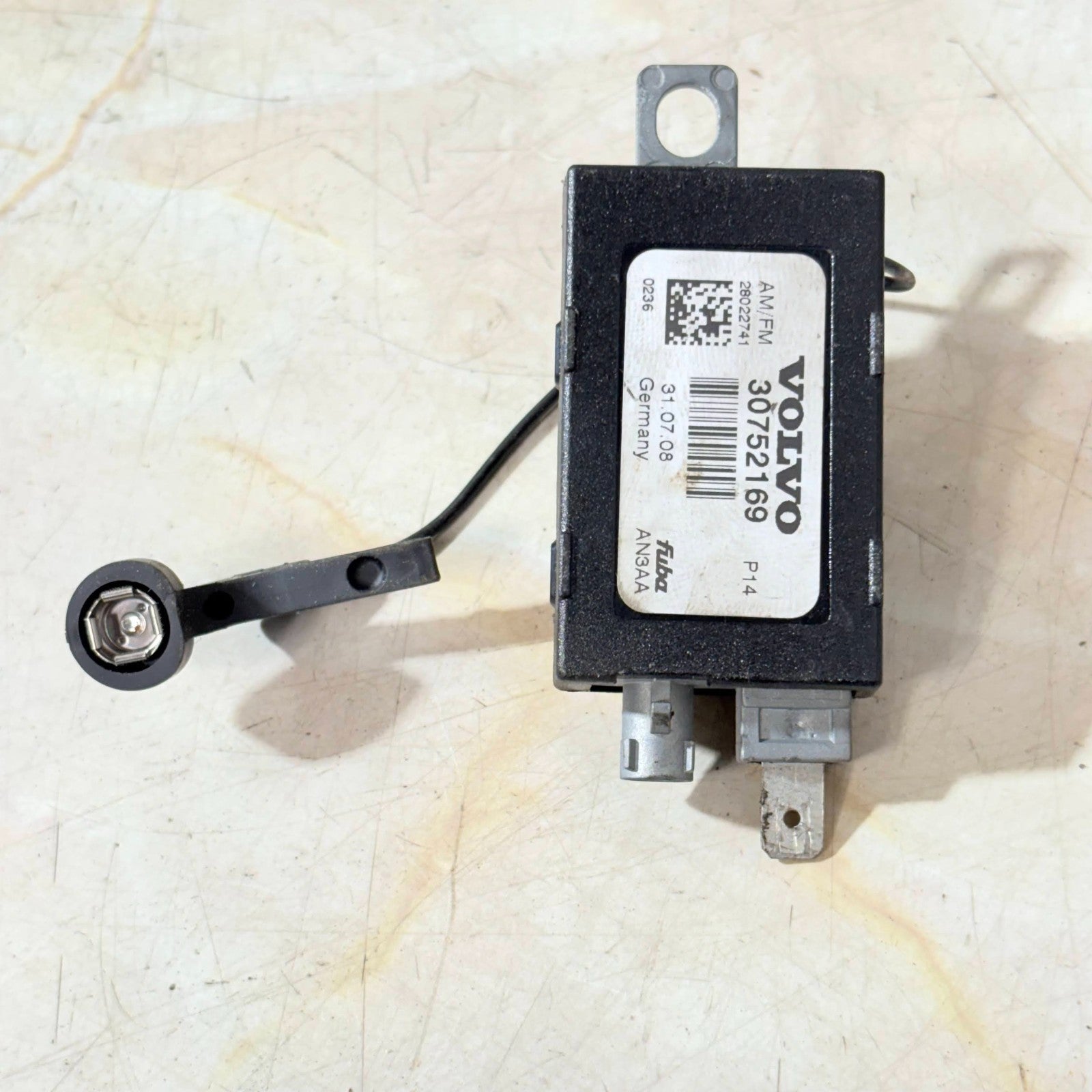 Volvo C30 2007-2013 Left Rear AM/FM Aerial Antenna Amplifier 30752169