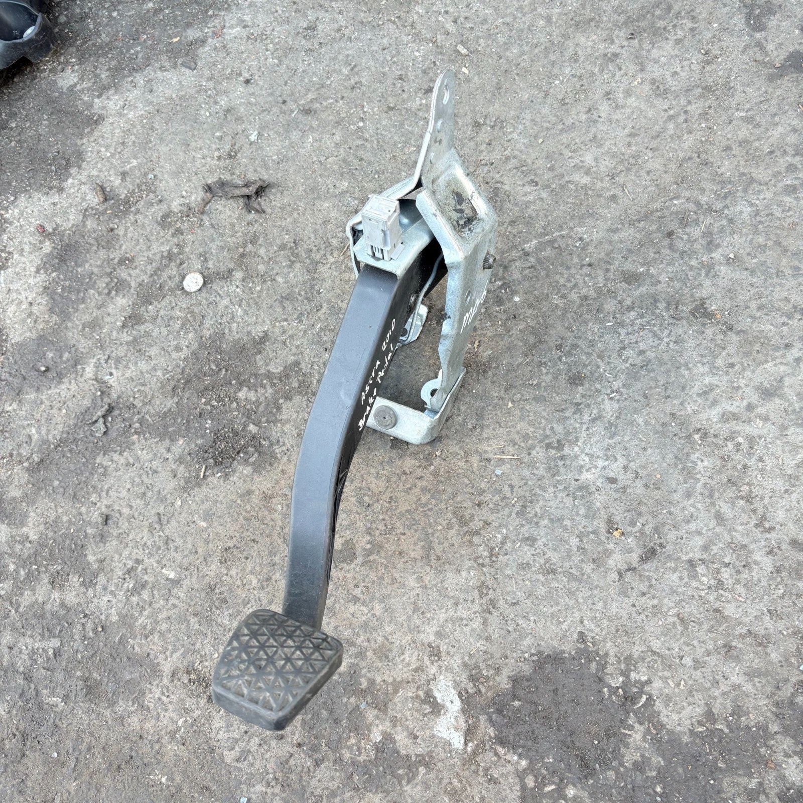 VAUXHALL ASTRA H 2010 BRAKE PEDAL 28870 10884
