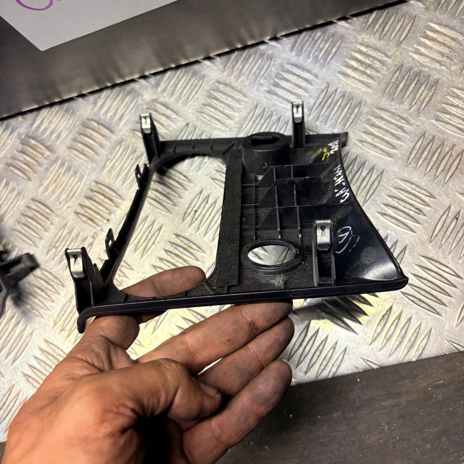 Nissan Qashqai J10 2006-2013 Heater Control Surround Dash Trim A00270A77000