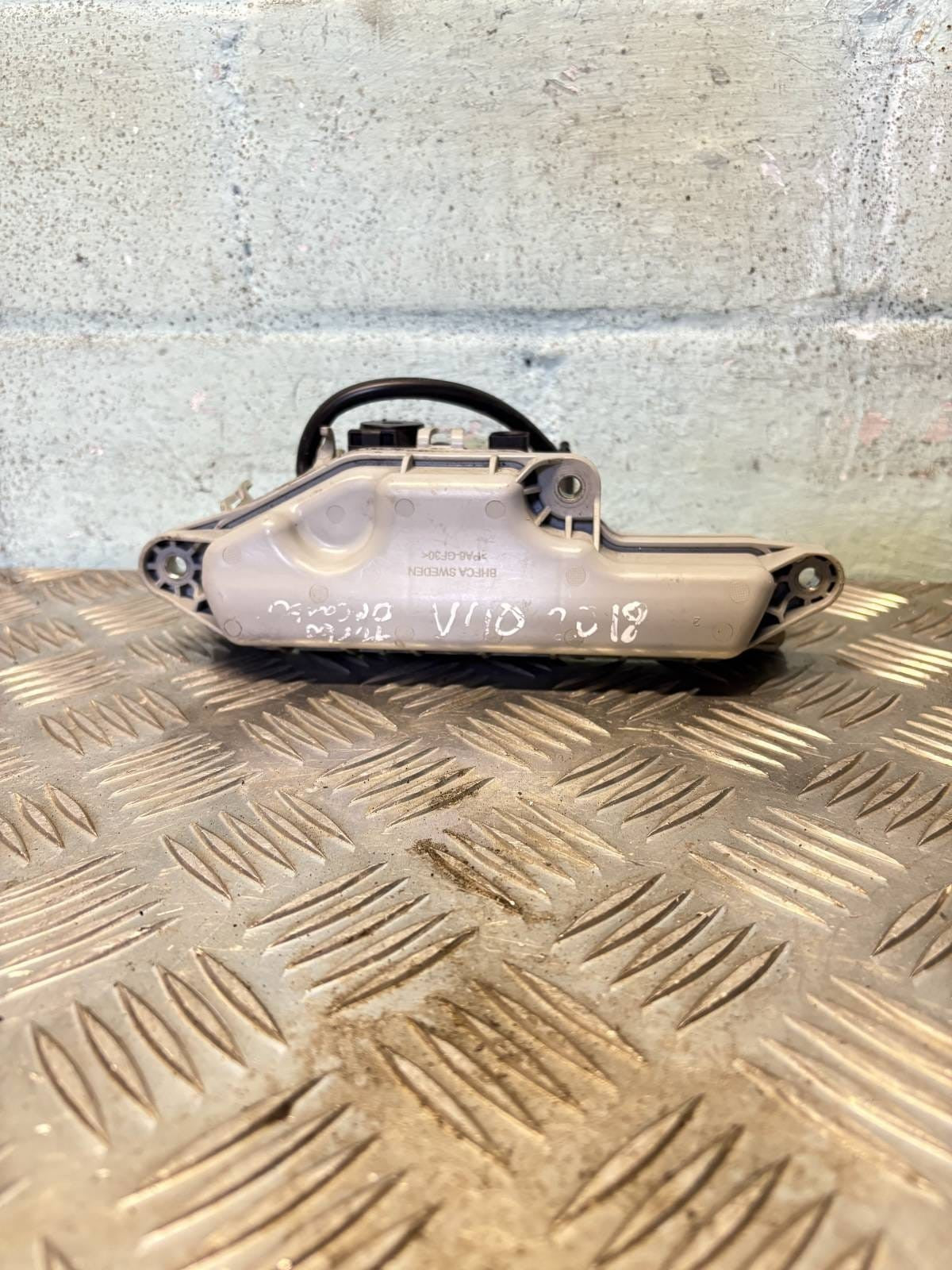 3143013604 Volvo V40 T2 1.5 Petrol Vacuum Valve Reservoir Tank 2018-2019