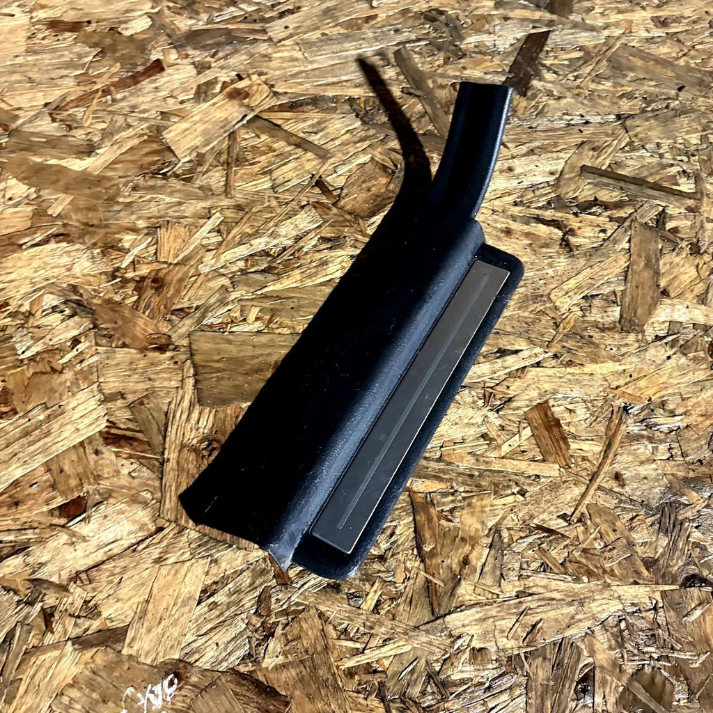NISSAN MURANO CVT MK1 Z50 SILL TRIM (REAR PASSENGERS SIDE) h648-612-200