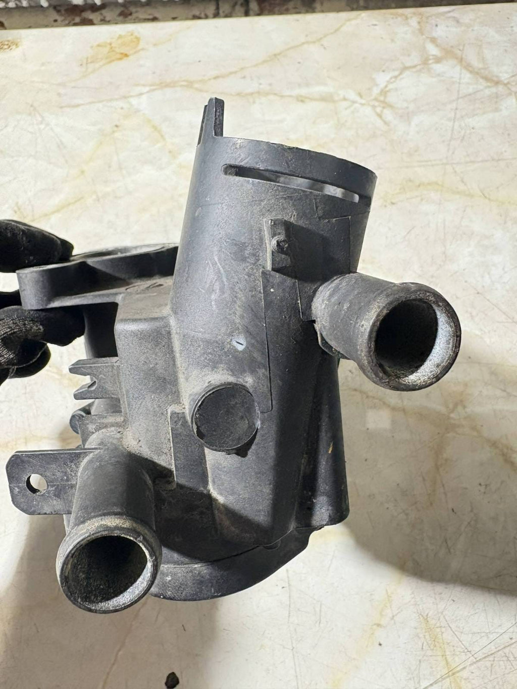 THERMOSTAT HOUSING (Aluminum) VW Volkswagen 3571211402
