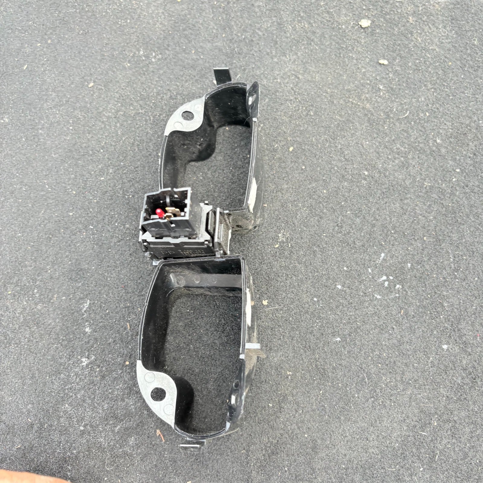 CORSA C Vent Surround Vauxhall Centre Console