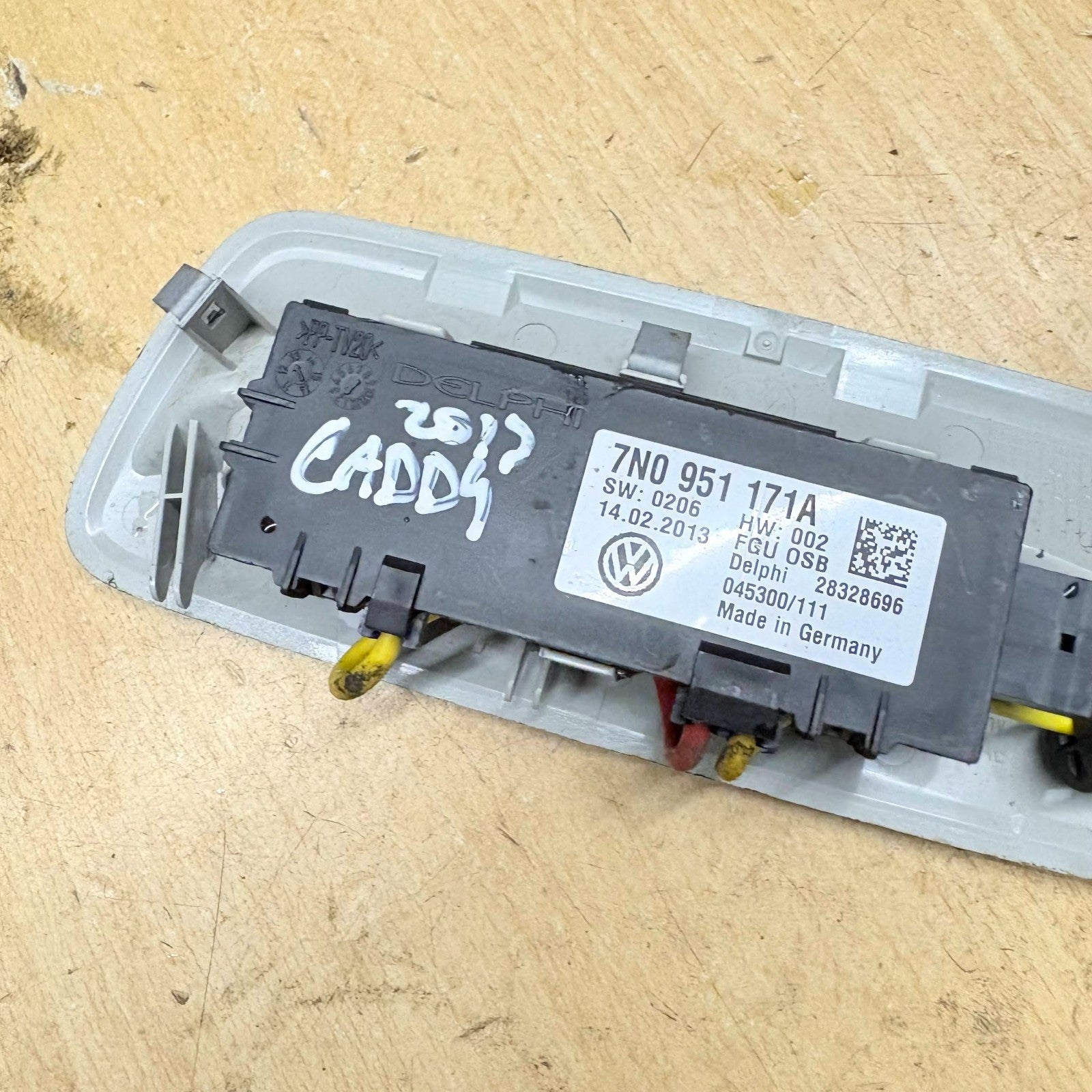 Volkswagen Caddy Mk4 2015-2020 Interior Roof Anti Theft Alarm Sensor 7N0951171A