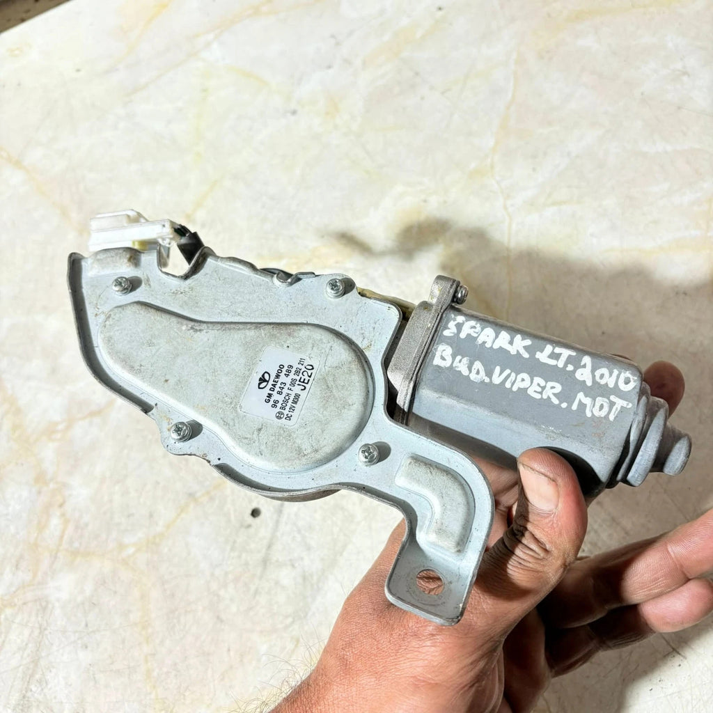 Chevrolet Spark MK2 M300 LT 2009-2015 Rear Wiper Motor 96843489 95152637