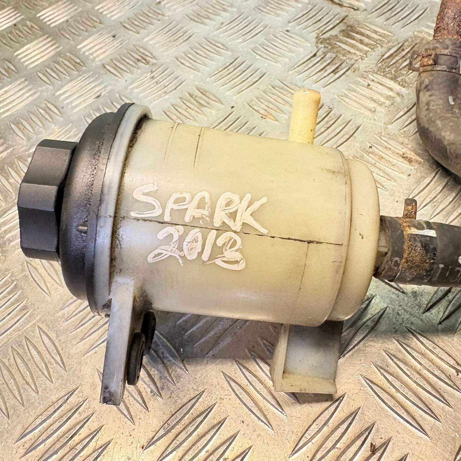 Chevrolet Spark 2013 Reservoir Fluid Tank
