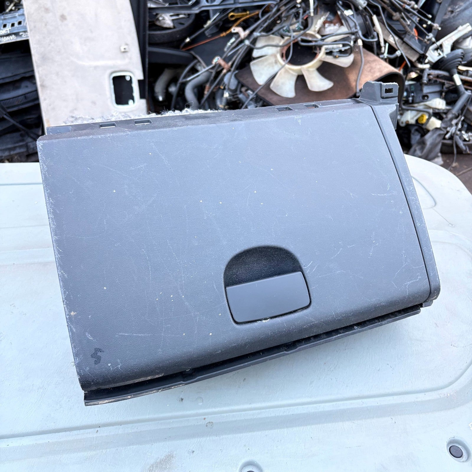 HYUNDAI I20 2009 GLOVE BOX STORAGE COMPARTMENT 84529-1J900