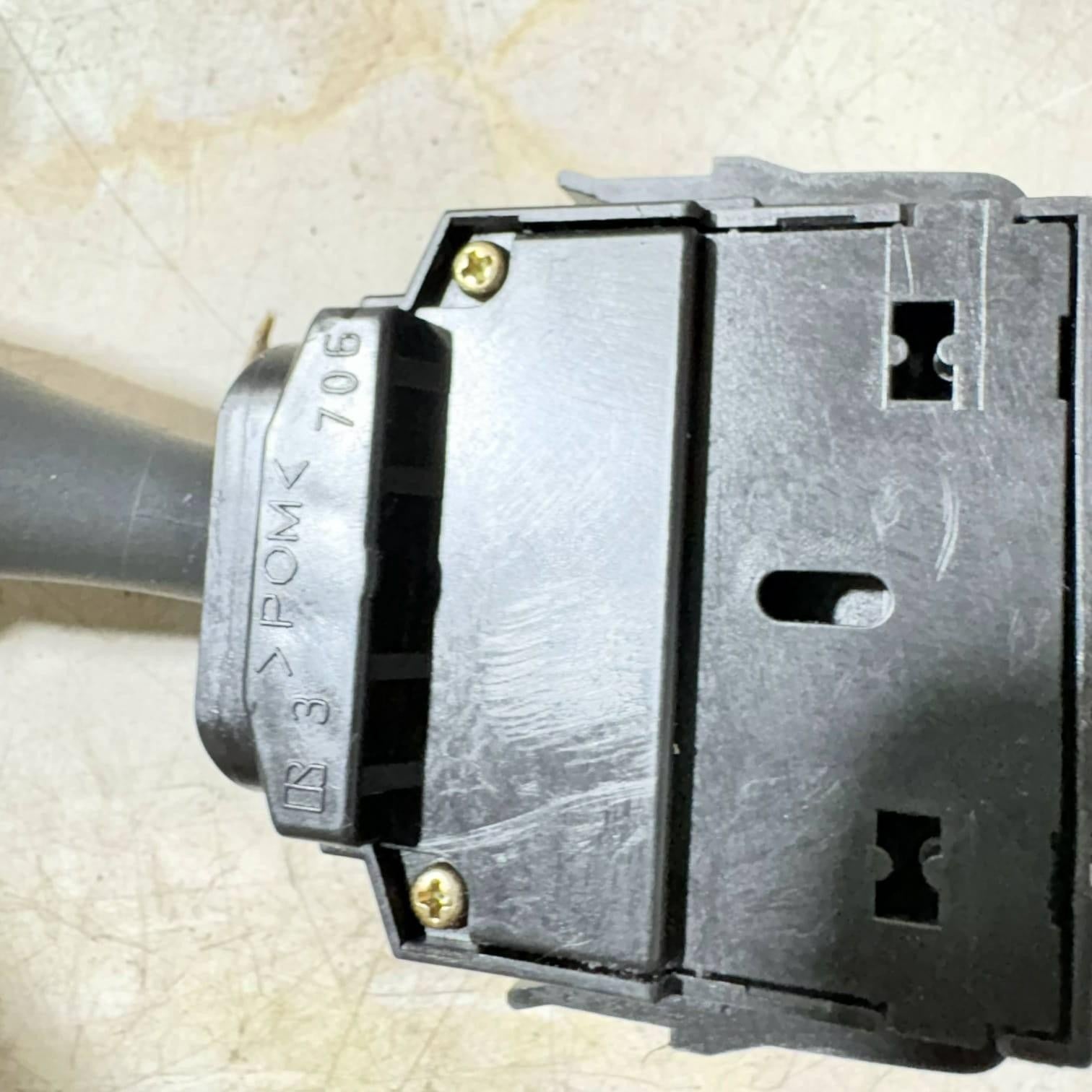 Smart Fortwo 2002-2007 SWITCH WIPER 17D714