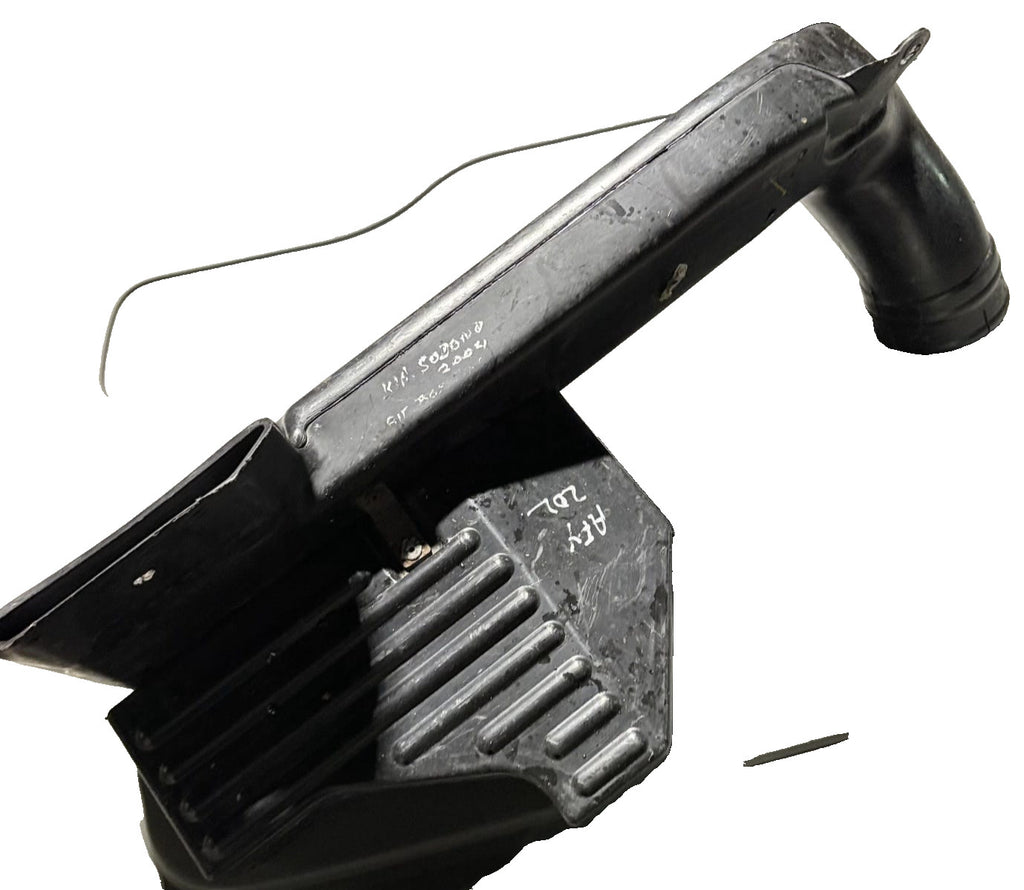 Kia Sedona 2002-2006 Air Intake Pipe 0K51A13330 A13330