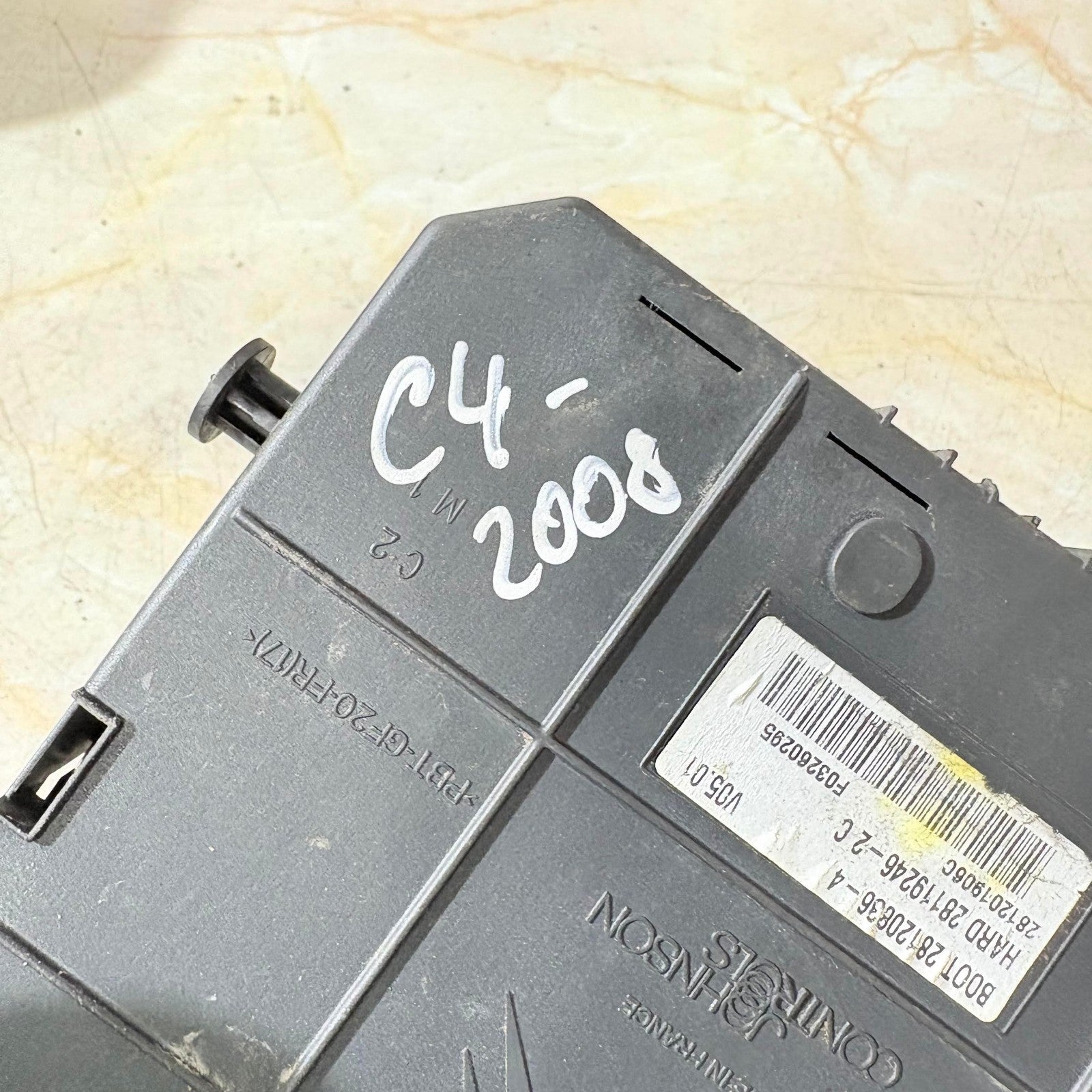 Citroen C4 FUSE BOX CONTROL MODULE 281201906C