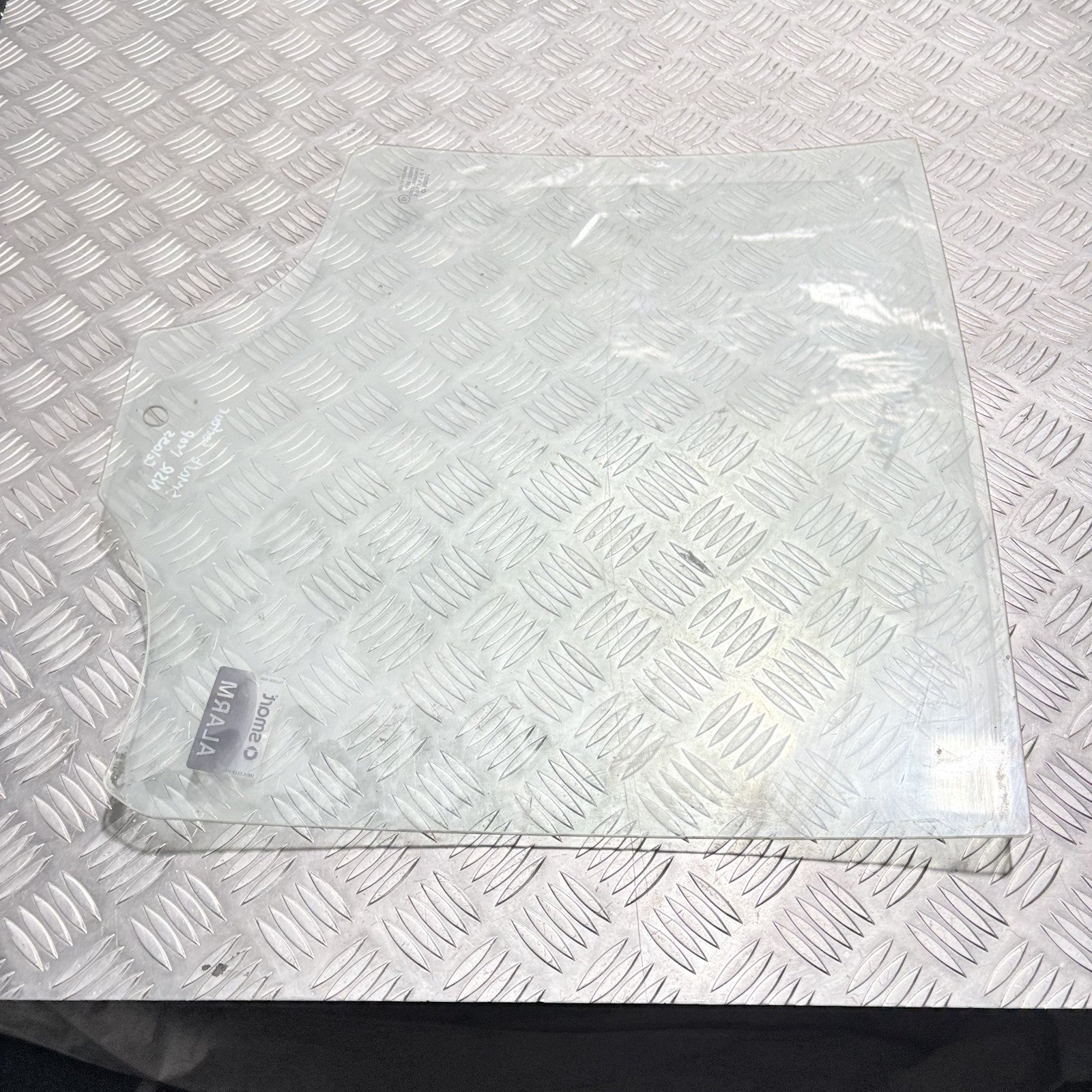 Smart Forfour Rear Left Passenger Side Door Glass Window