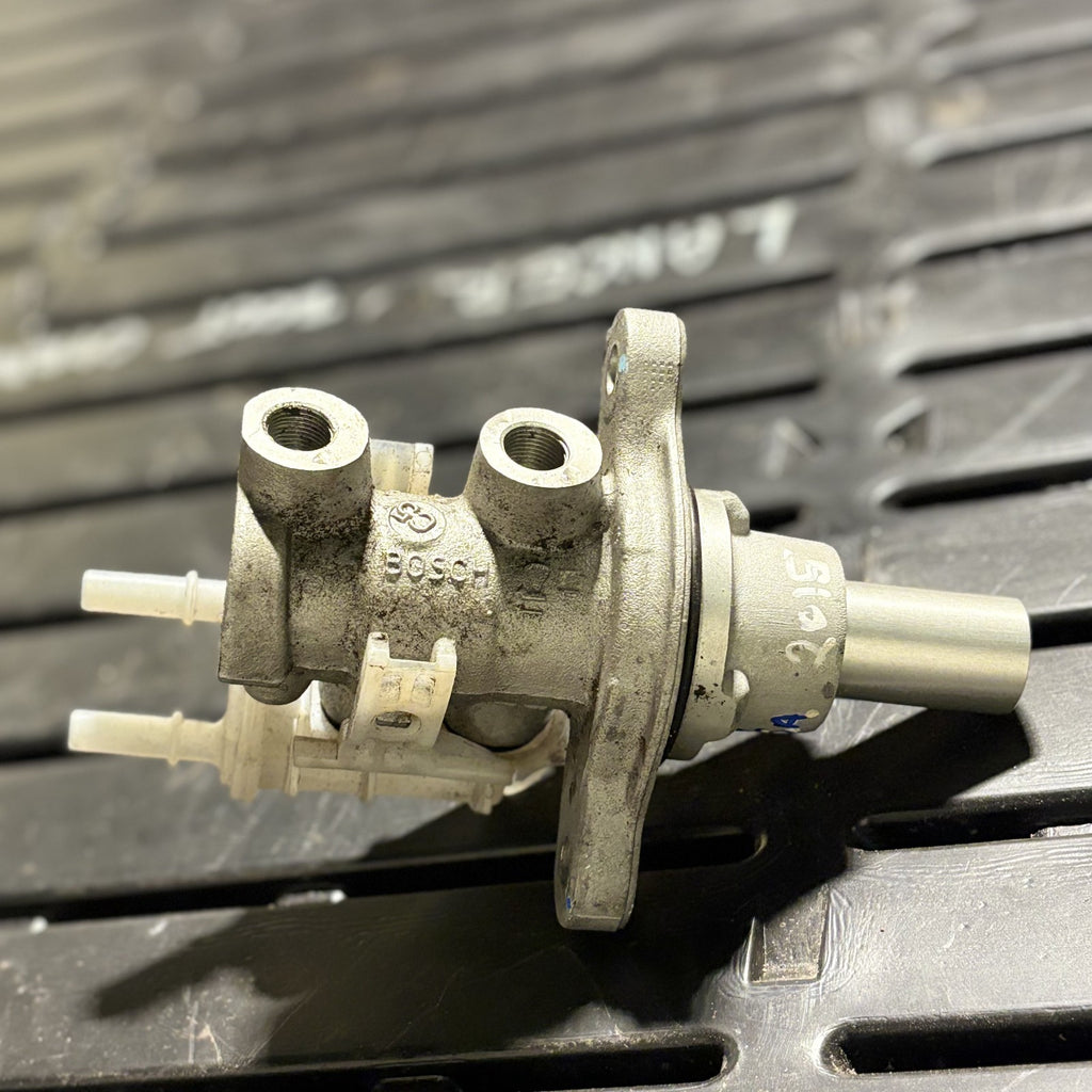 Vauxhall-Corsa-2014-2019 Brake Master Cylinder