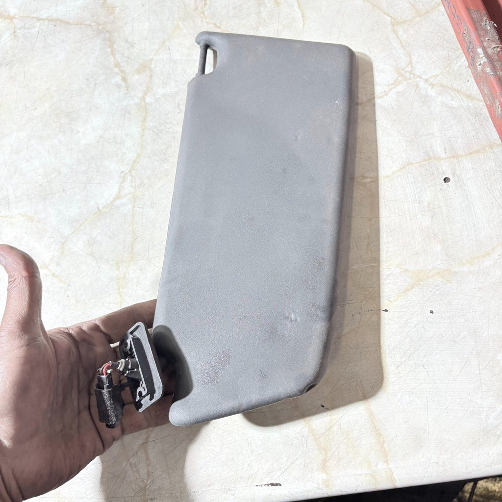 VAUXHALL ASTRA H MK5 5 DOOR SUN VISOR DRIVER SIDE RIGHT OFFSIDE 04-10 13113043