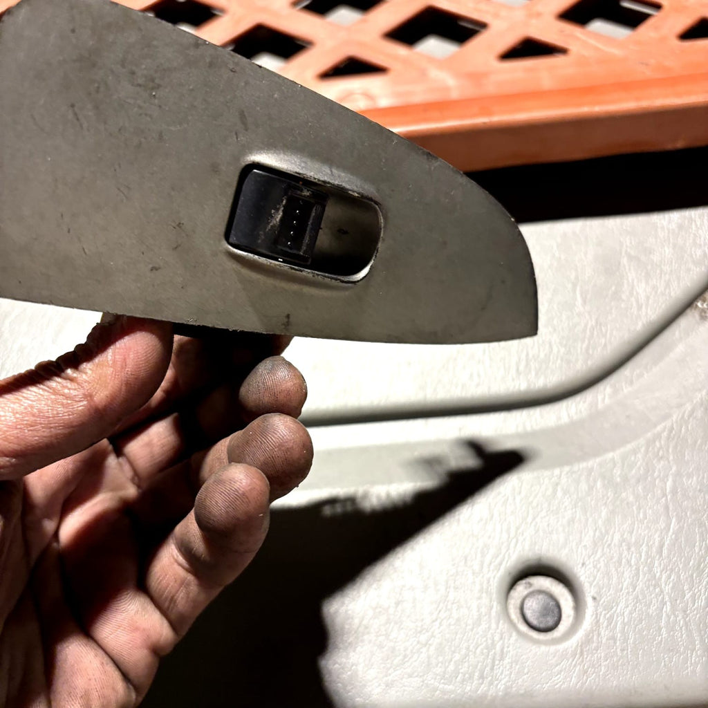 Honda Crv Driver rear Side Window Switch 83711-SCA-G010-M1 2002