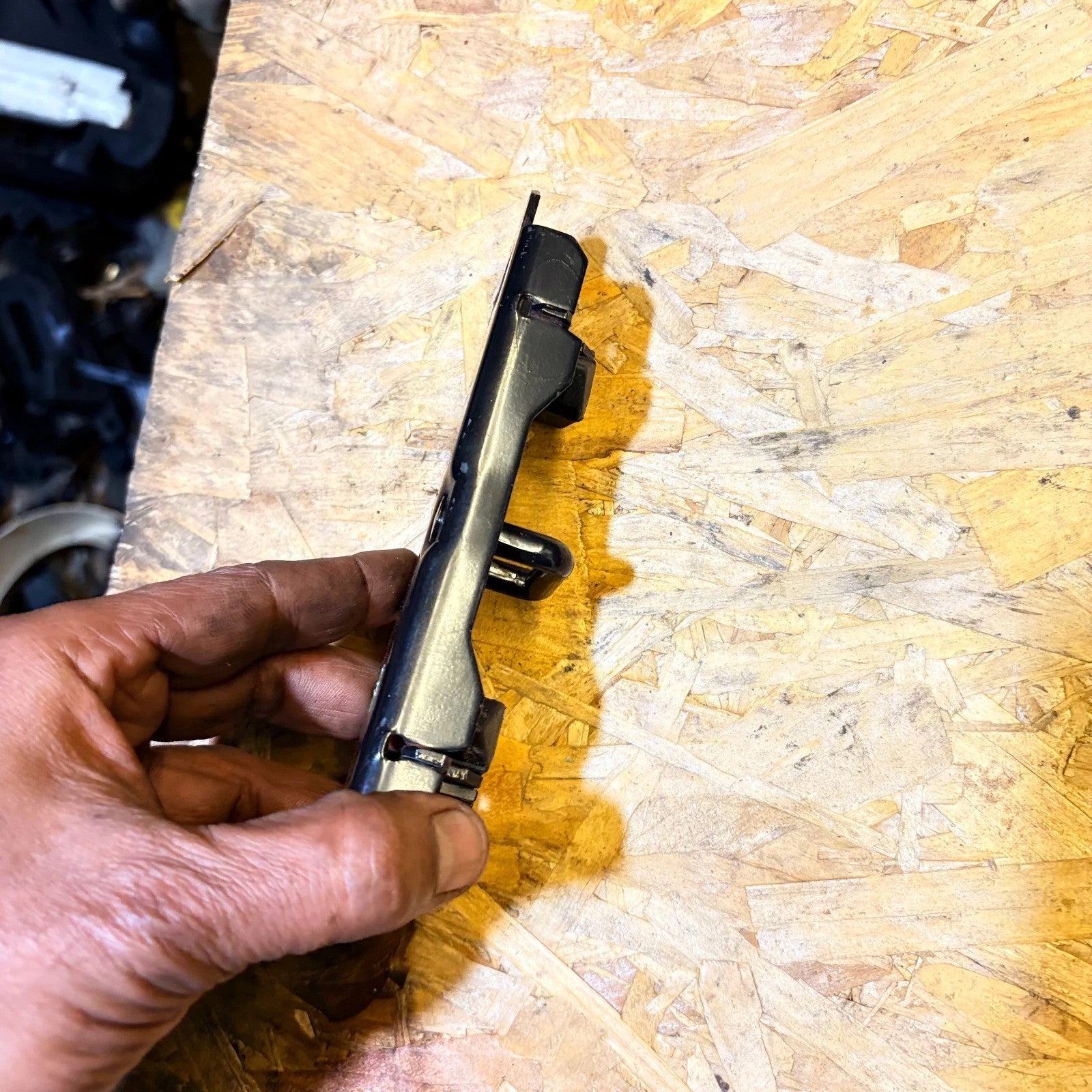 Jaguar Xf Ford Focus mk3 Rear Tailgate Boot Latch 201108