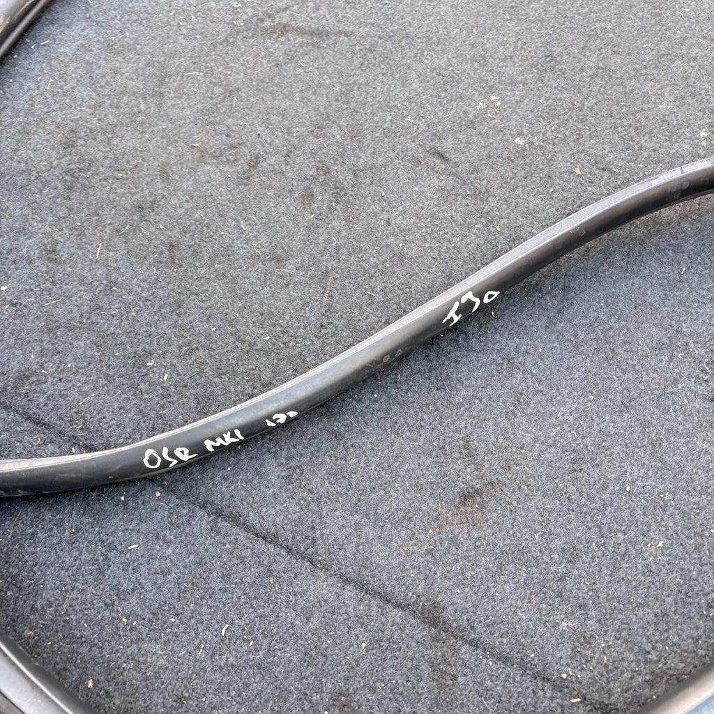 Hyundai i30 MK1 FD 07-12 Rear Right Offside OSR Door Body Weatherstrip Seal