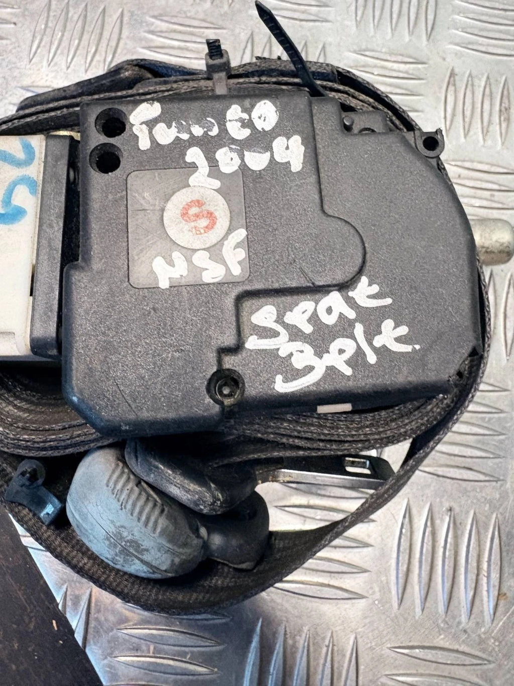 FIAT PUNTO MK2B 1.2 PETROL SEAT BELT FRONT PASSENGER SIDE 2004