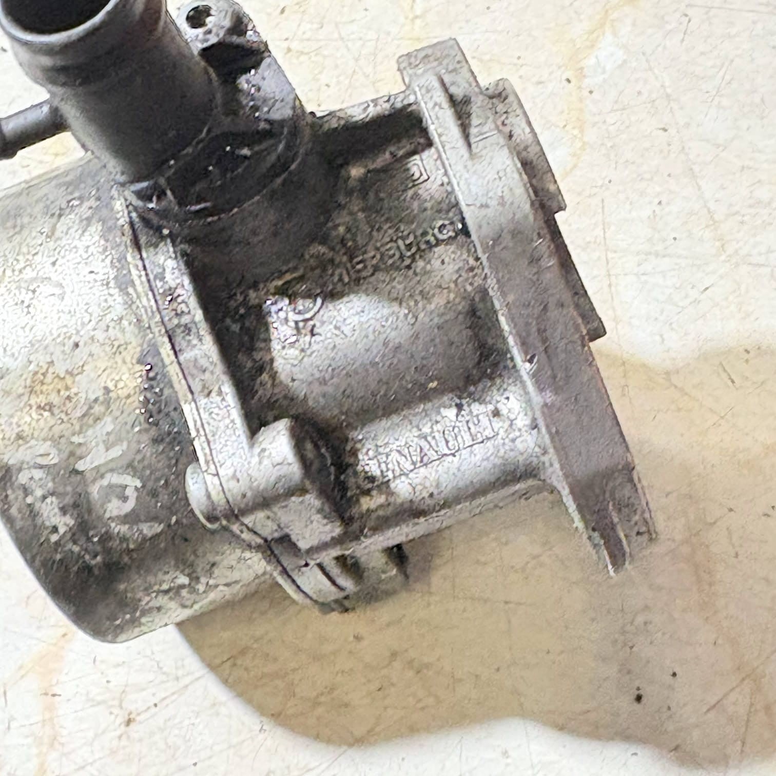 RENAULT CLIO BRAKE VACUUM PUMP 146505272R MK1 8200577807