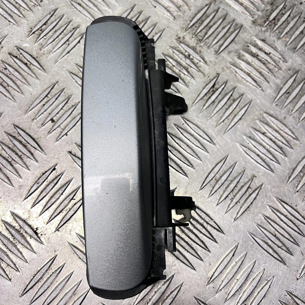 AUDI A3 2008 EXTERNAL DOOR HANDLE 4B0 839 885