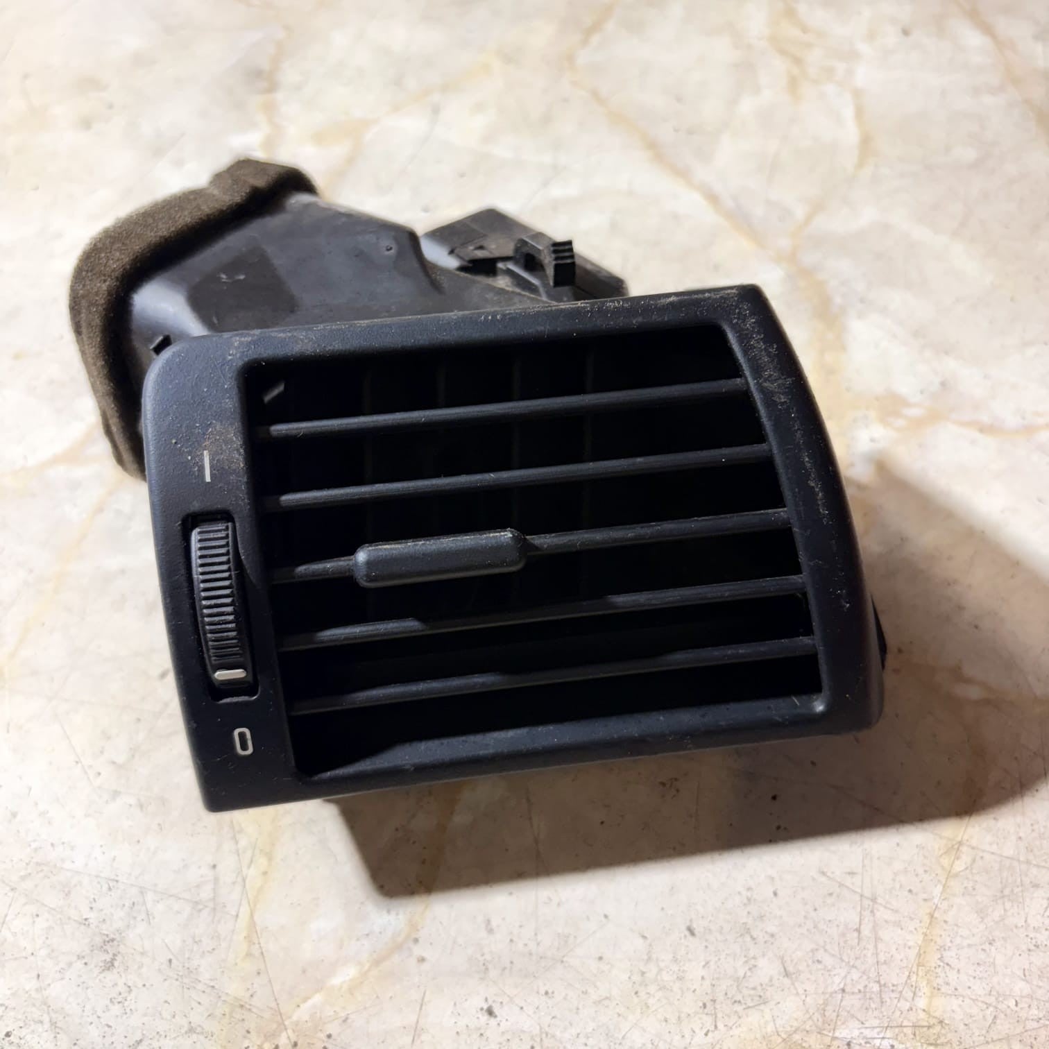 BMW 3 Series E46 320d 1998-2006 Driver Front Air Vent 64228361898