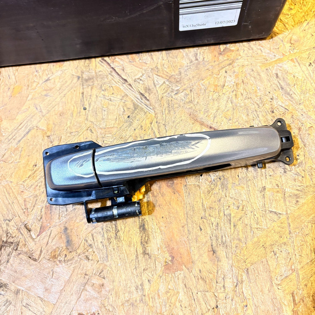 SUZUKI SX4 S-CROSS MK2 2013-2021 EXTERIOR DOOR HANDLE FRONT LEFT PASSENGER SIDE