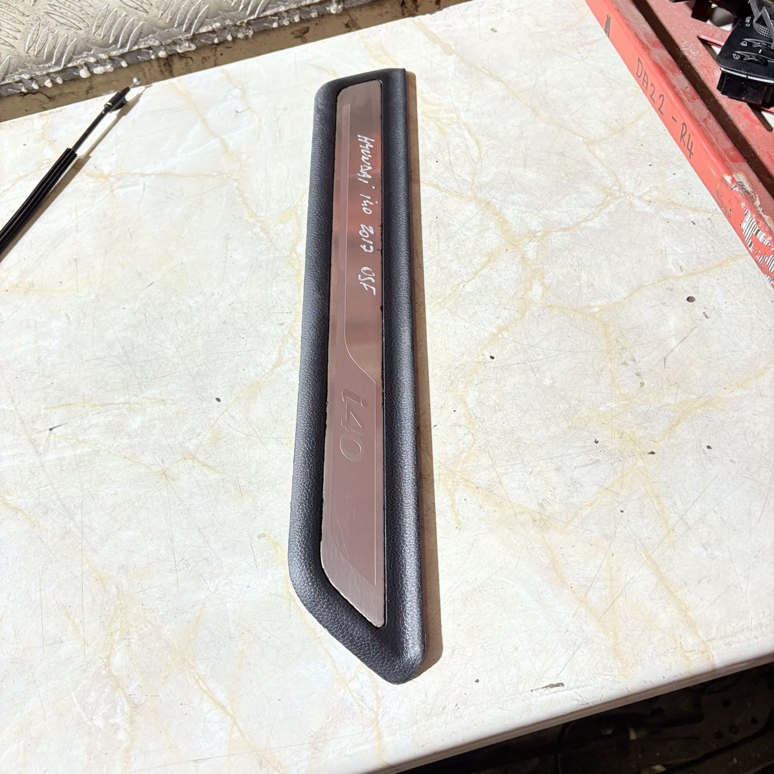 HYUNDAI I40 DOOR SILL STEP COVER TRIM DRIVER FRONT SIDE 2017 85873-3Z100