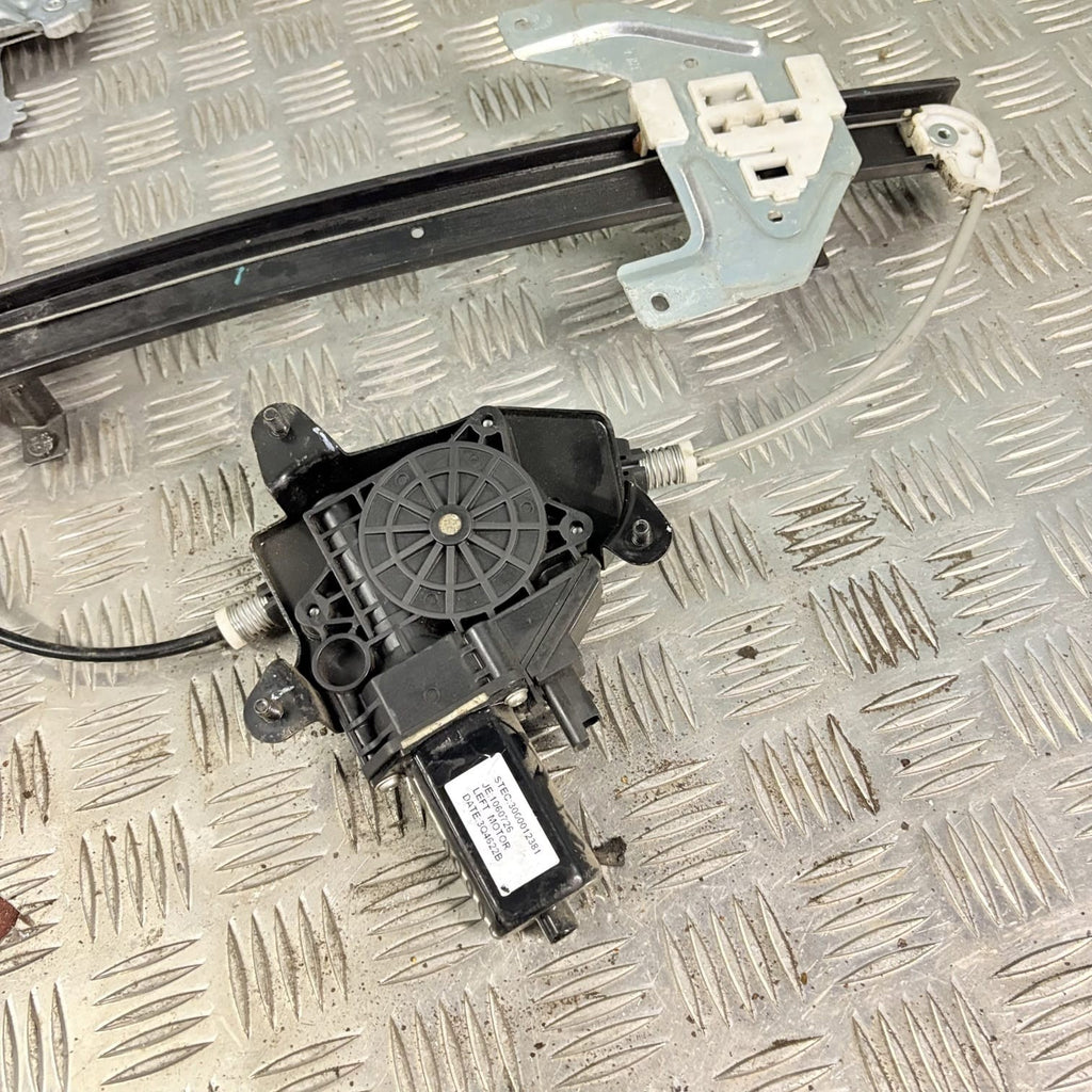 Mg3 Passenger Rear Nearside Rear Electric Window Regulator 01012056 2011-2024