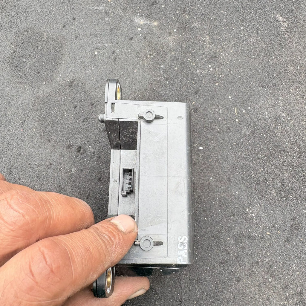 1998 MERCEDES CLK 320 ALARM MOTION SENSOR 2028208310