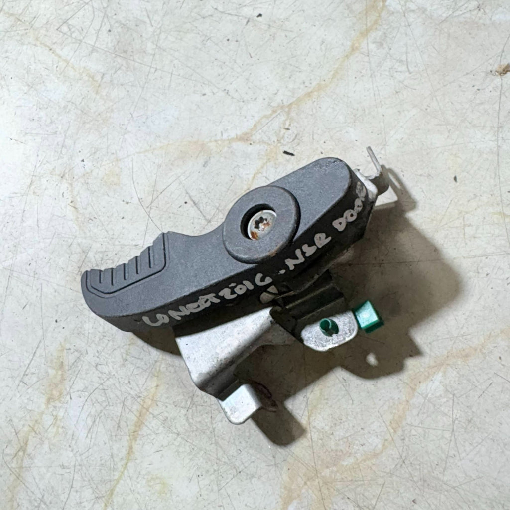 Ford TRANSIT Connect 14-19 Passenger Side Rear Interior Door Handle