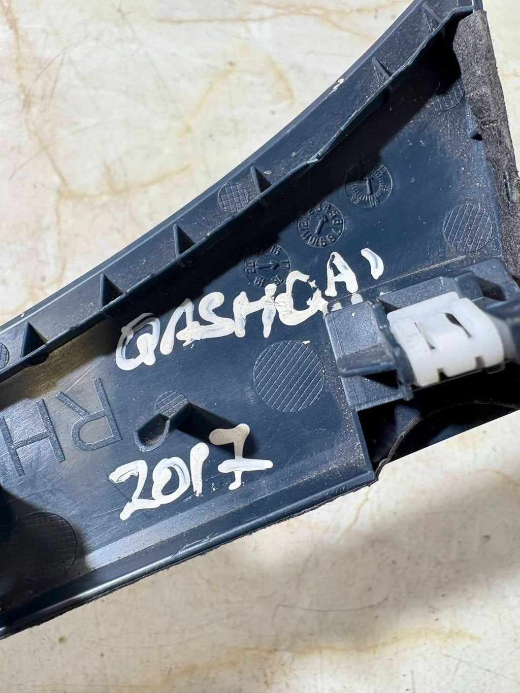 2017 NISSAN QUASHQAI J11 DASHBOARD BLACK TRIM 68411 4EA2A
