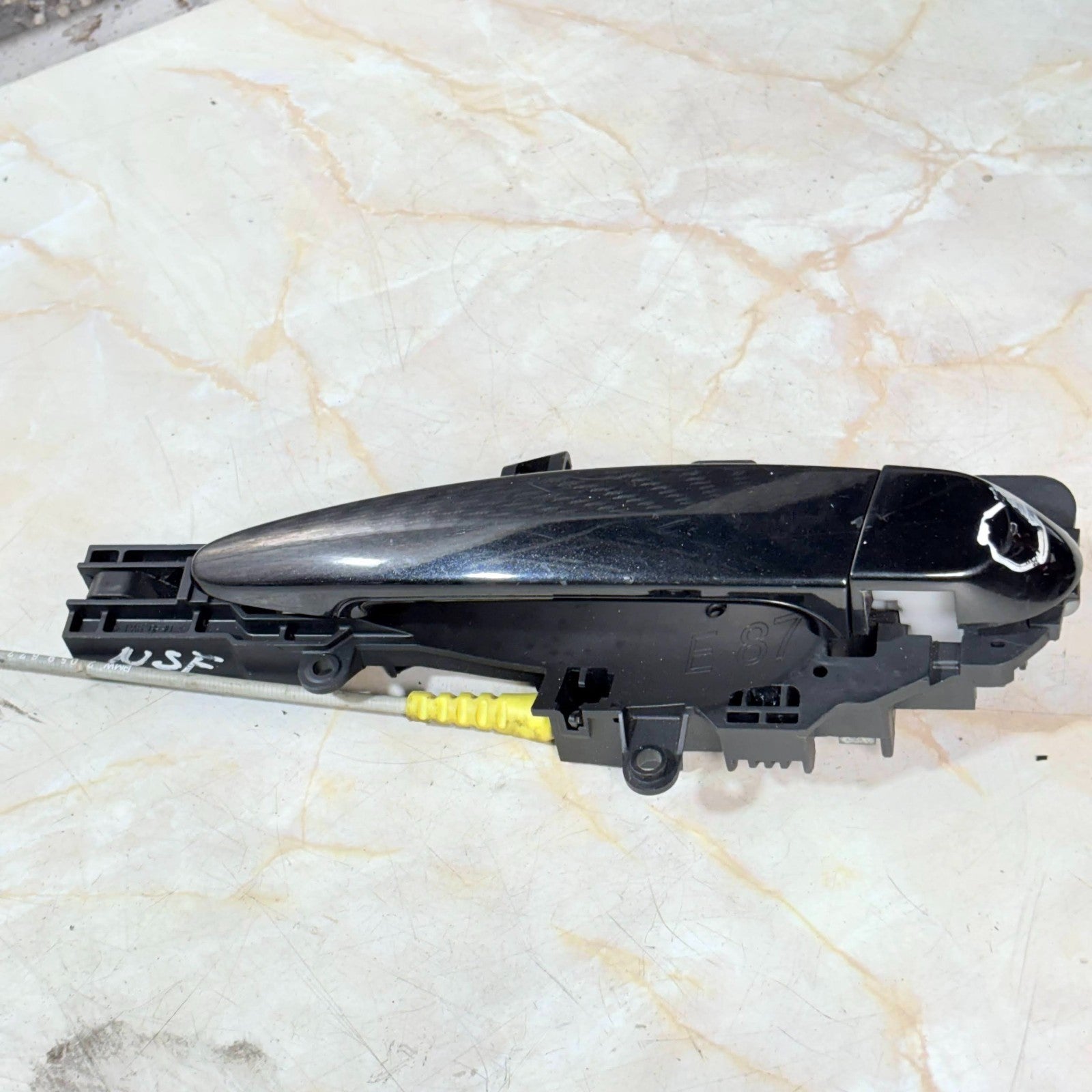 BMW 118D DOOR HANDLE (N/S/F) DRIVERS EXTERIOR 2011