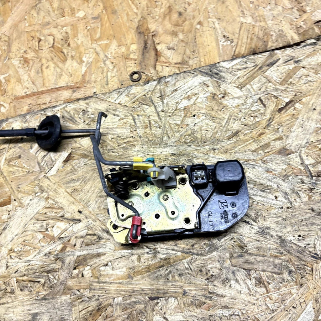 Chrysler PT Cruiser Rear Left Door Lock Latch Actuator Passenger Rear 2001-2009