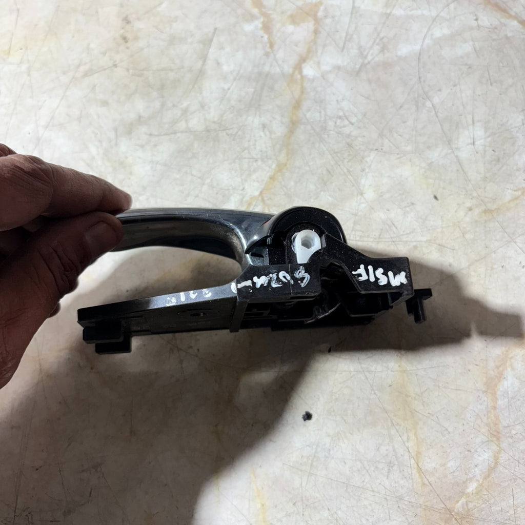 FRONT LEFT PASSENGER SIDE INNER DOOR HANDLE FOR SUZUKI S-CROSS 2016-2021
